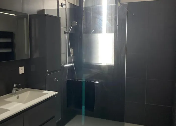 Havre De Paix Avec A Deux Pas De La